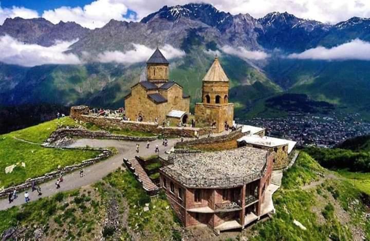 Hotel Kazbegi 1 Dış mekan fotoğraf